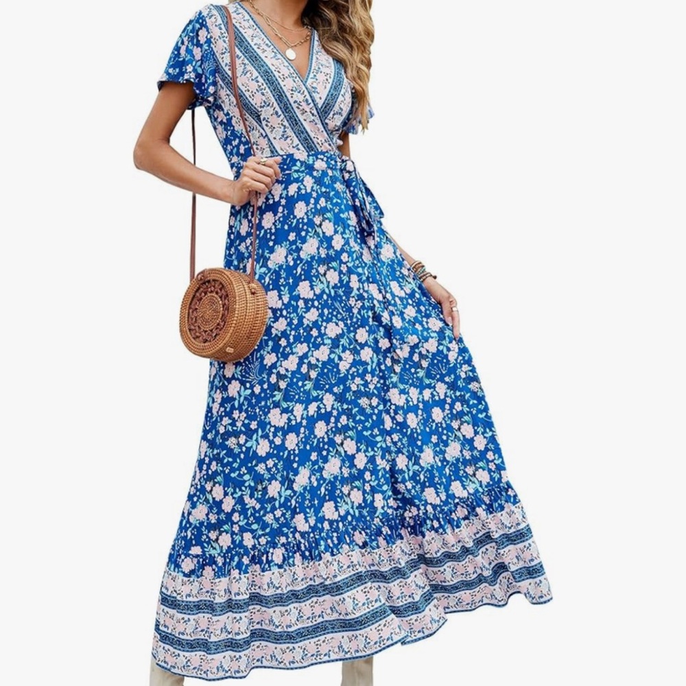 Women’s bohemian floral dress, size large.